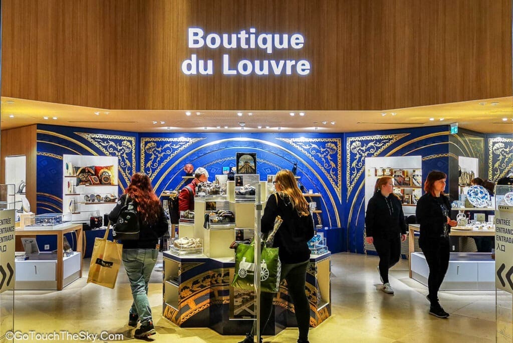 ห้างสรรพสินค้าใต้ดิน Carrousel du Louvre