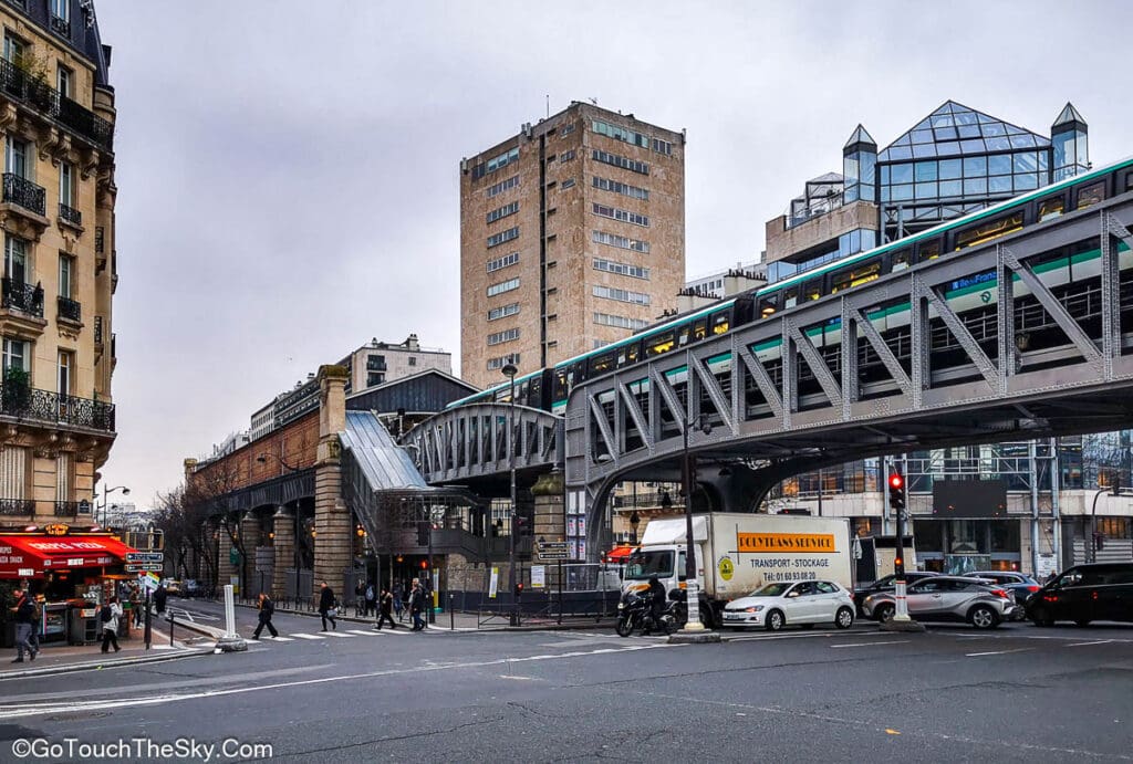 สะพาน Pont de Bir Hakeim