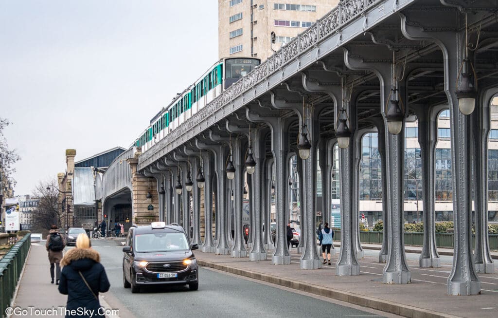 วิวแม่น้ำแซนจากสะพาน Bir Hakeim