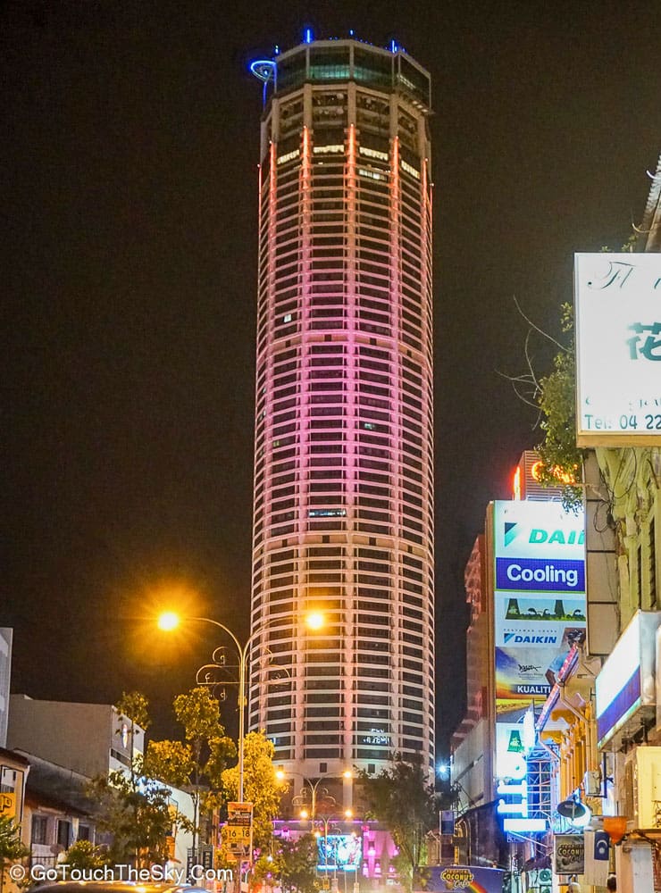 ตึก Komtar Tower ยามค่ำ