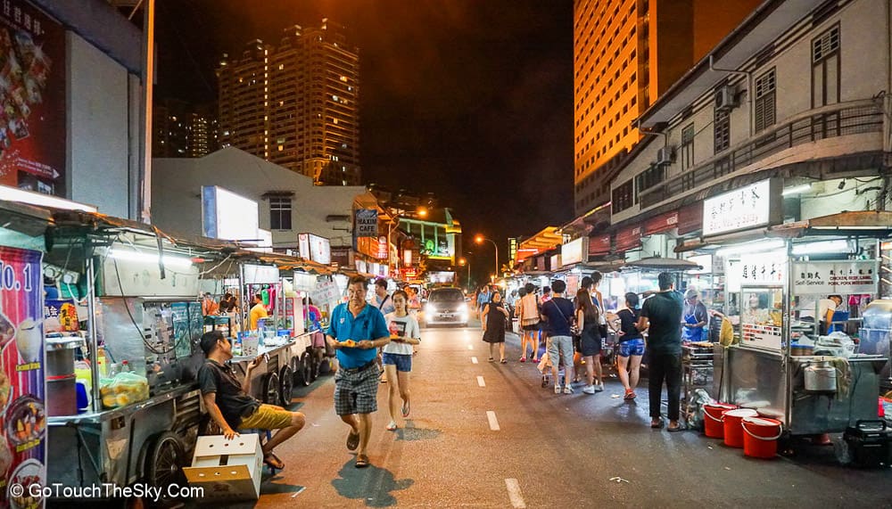 ตลาดกลางคืนถนน Lorong Baru