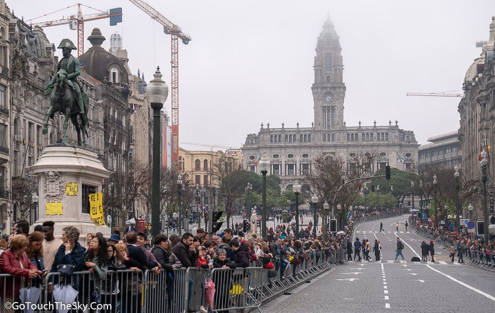 ด้านหน้า Porto City Hall