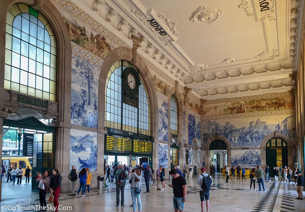 สถานีรถไฟ Sao Bento ปอร์โต
