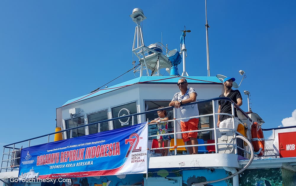 เรือเฟอร์รี่ข้ามเกาะบาหลี-ชวา