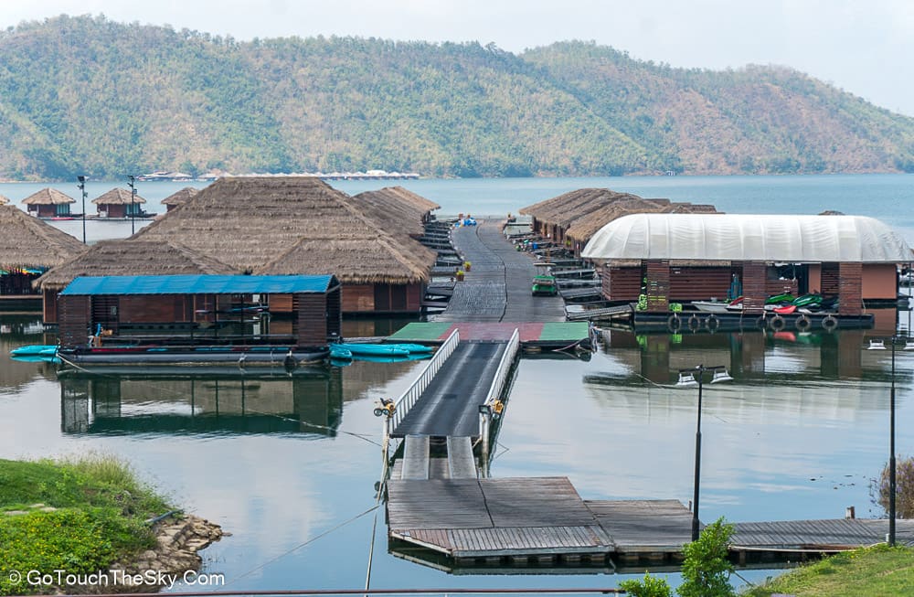 ทะเลสาบเหนือเขื่อนศรีนครินทร์