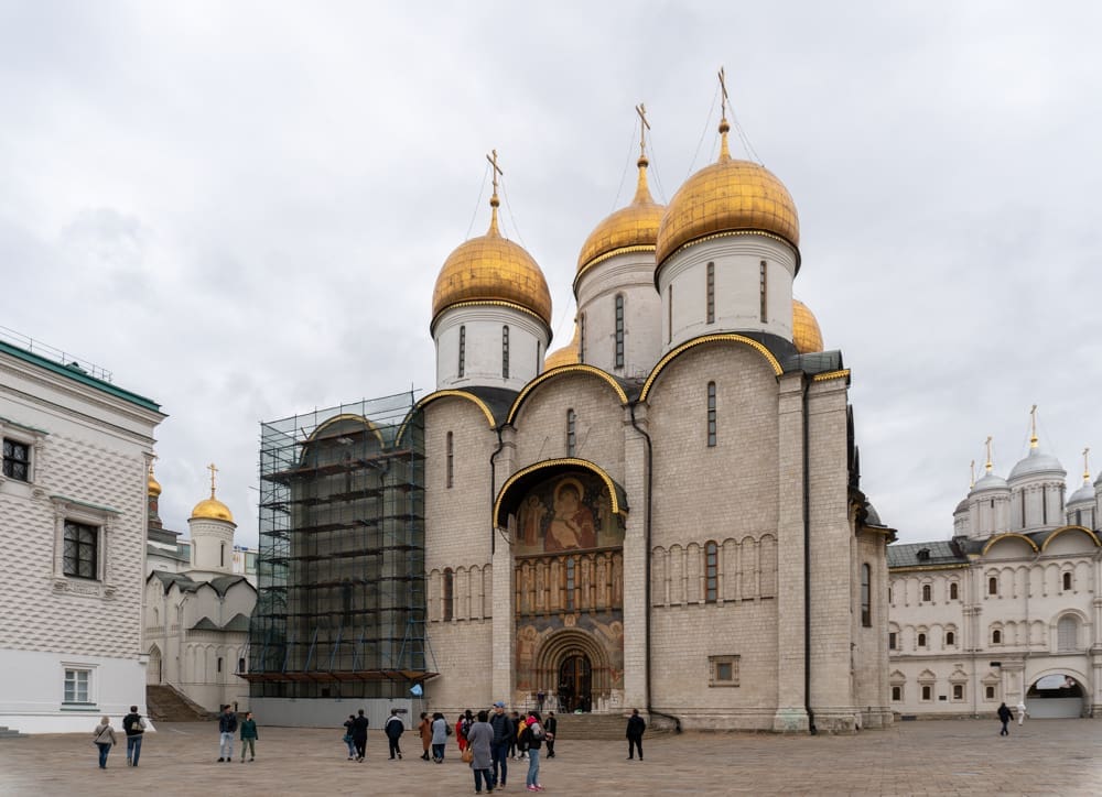 Assumption Cathedral โดม 5 ยอด
