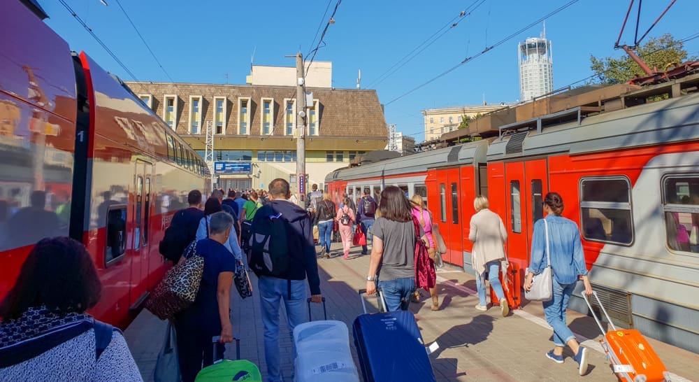 บรรยากาศรถไฟ Aeroexpress