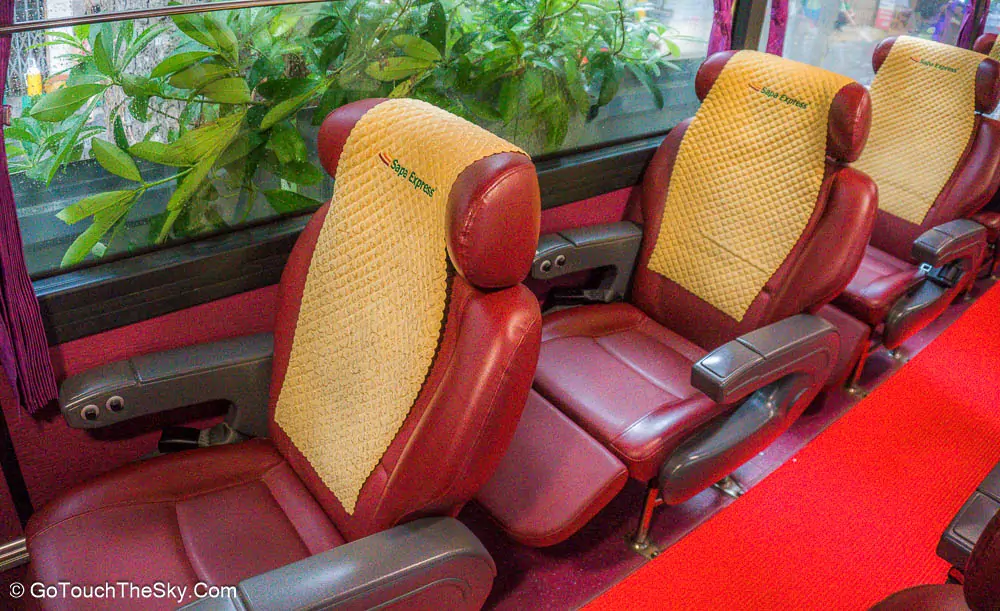 ภายในรถบัส Sapa Express