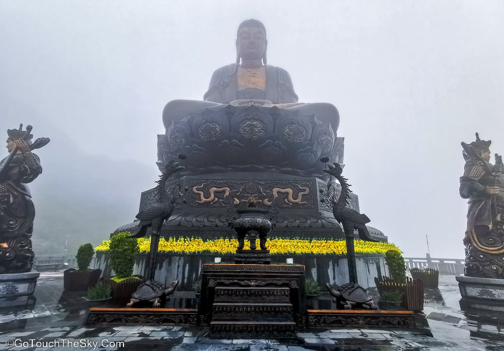 รายละเอียดพระพุทธรูปทองแดง
