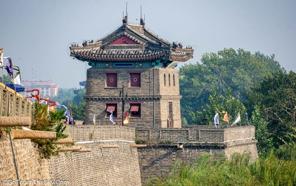 แนวกำแพงเมืองจีนด่านซานไห่กวนทอดยาวสุดสายตา