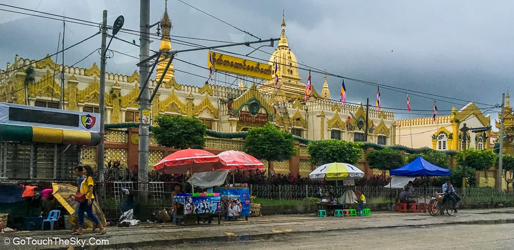 เจดีย์โบตะตาว Botahtaung Pagoda