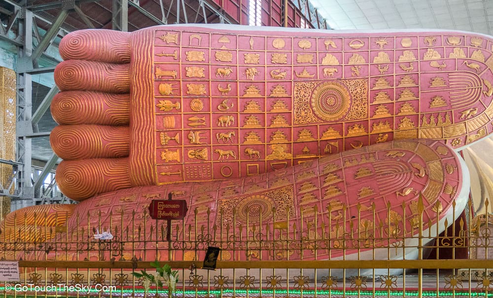 รูปมงคล 108 ประการ