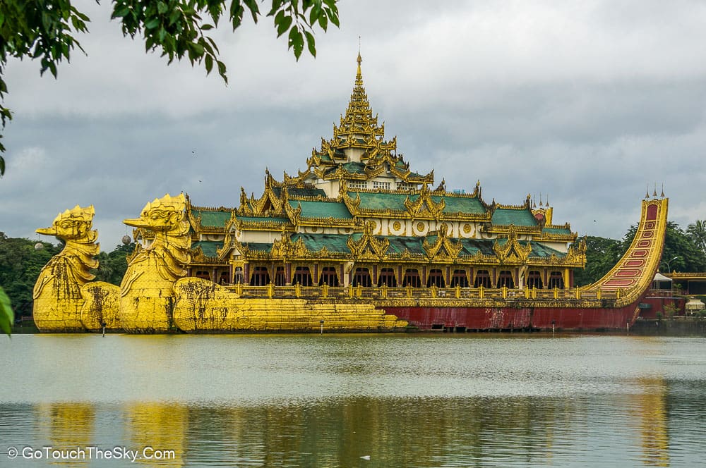บรรยากาศรอบทะเลสาบกันดอว์จี