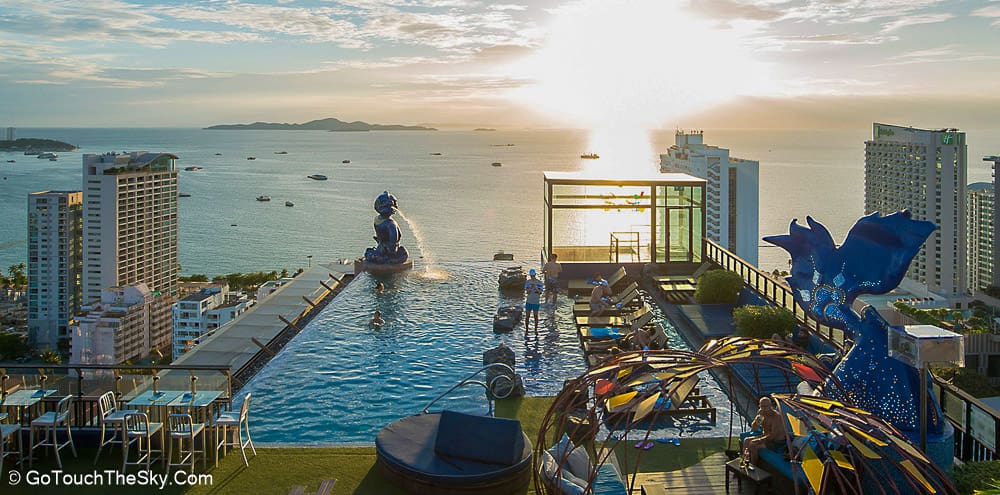 Sky Restaurant ชั้น 24