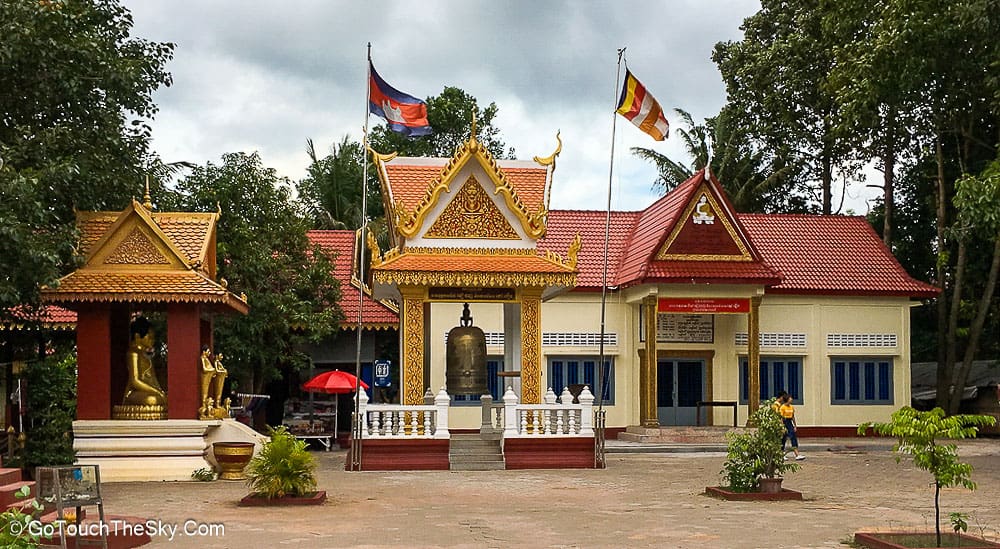 วัดใหม่ Wat Thmei