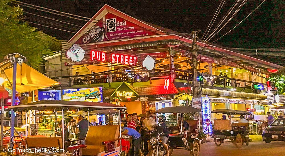 บรรยากาศ Pub Street ยามค่ำคืน