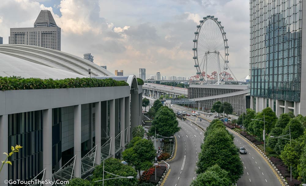 สะพานลอยเชื่อม Marina Bay Sands