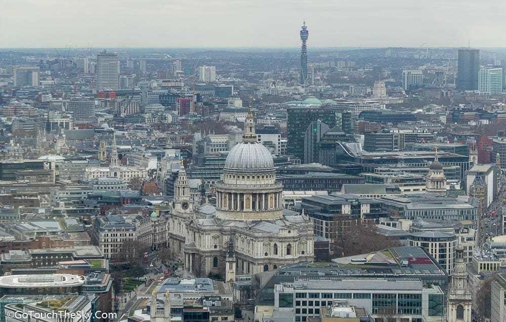 BT Tower มองจากไกล
