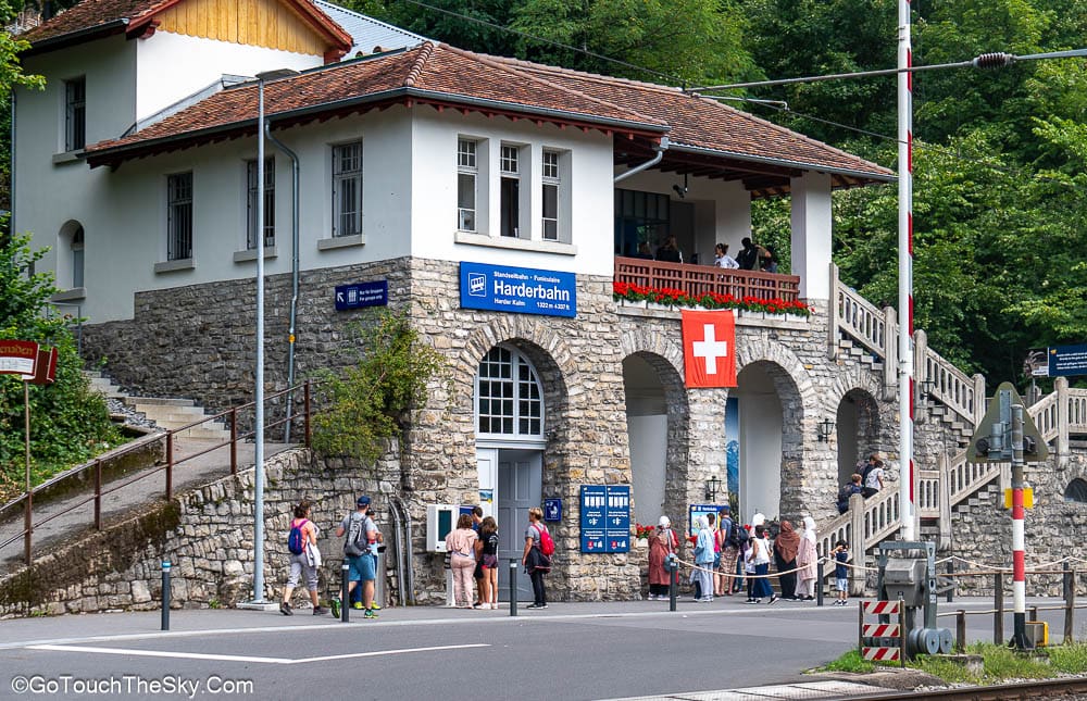 สถานีรถรางไฟฟ้า Harderbahn