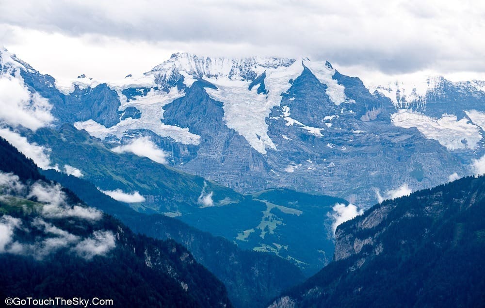 วิวยอดเขา Eiger Mönch Jungfrau
