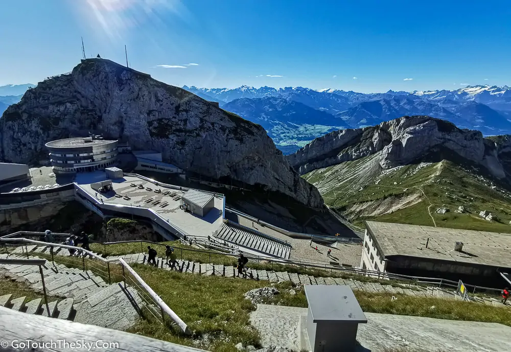 ยอดเขา Esel มองจาก Tomlishorn