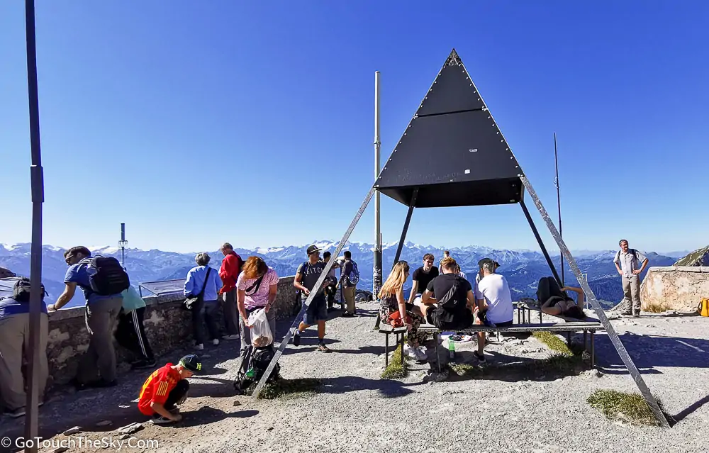 วิวยอดเขาโดยรอบจาก Esel Viewpoint