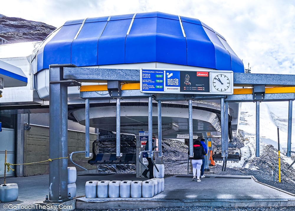 ทางเดินกลับสู่สถานี Titlis Mountain Station
