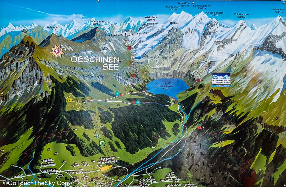 ทะเลสาบ Oeschinensee ล้อมรอบด้วยยอดเขา