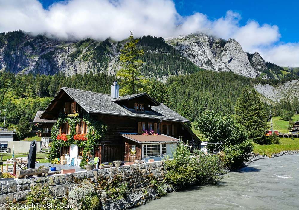 บรรยากาศเดินยามเช้า Kandersteg