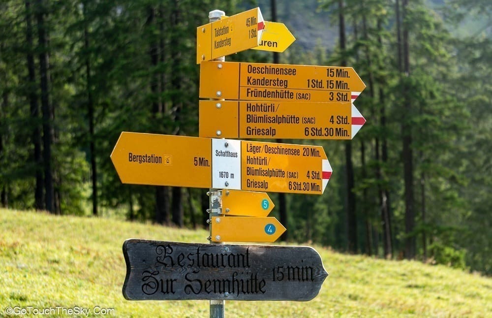 ทางเดินป่าสู่ทะเลสาบ Oeschinensee