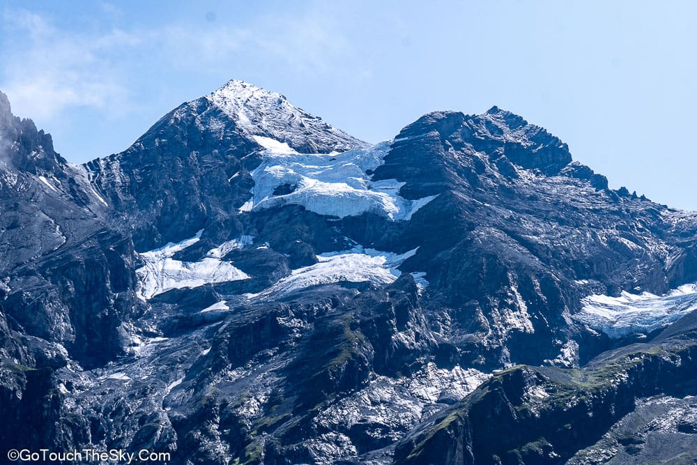 ทางเดินธรรมชาติสู่ Oeschinensee