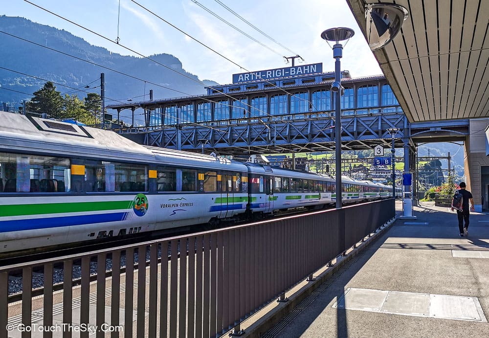 สถานีรถไฟล้อเฟือง Arth-Rigi Bahn