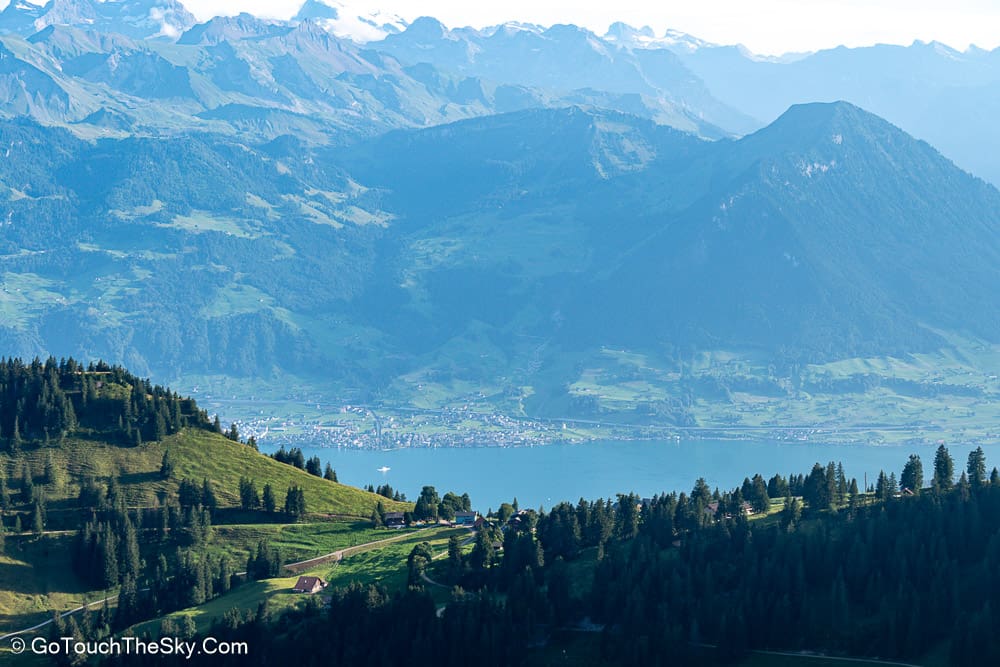 วิวทะเลสาบจากยอดเขา Rigi Kulm