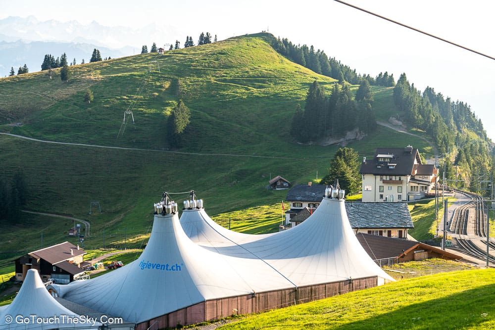 ระเบียงชมวิวบนยอดเขา Rigi Kulm