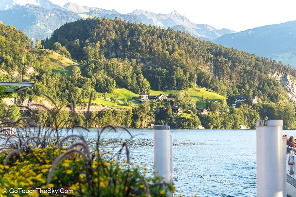 วิวยอดเขา Rigi จากเรือ