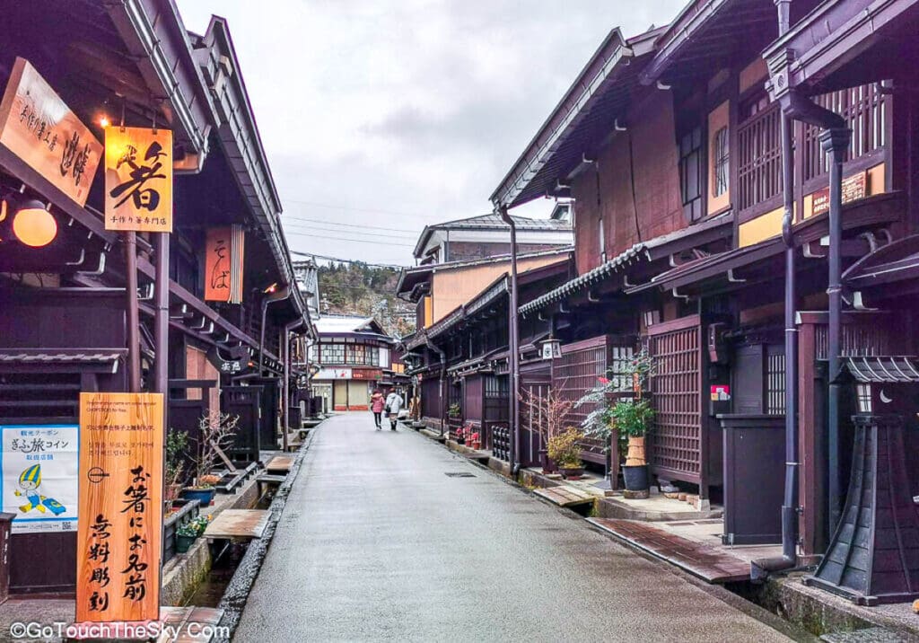 บ้านเรือนโบราณสไตล์เอโดะย่านซันมาจิ ซูจิ