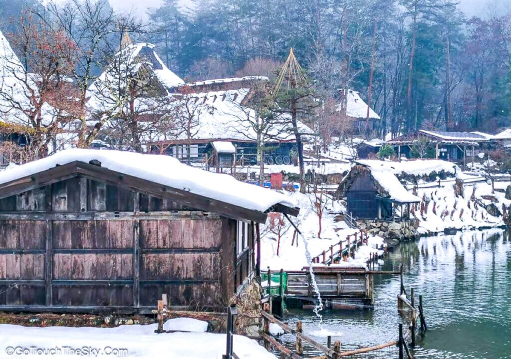 บรรยากาศฤดูหนาวในหมู่บ้านฮิดะโนะซาโตะ