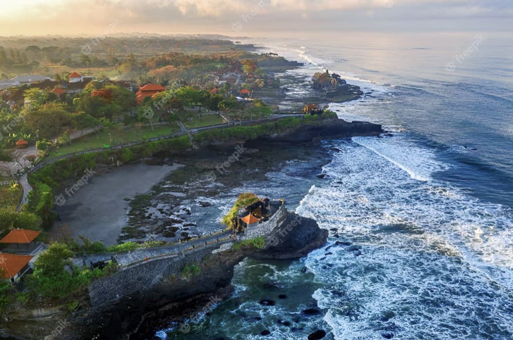 วัด Tanah Lot ยามน้ำขึ้น