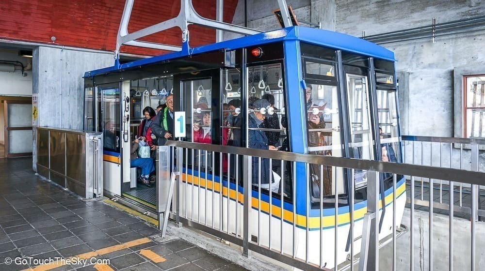 กระเช้า Ropeway ข้ามหุบเขาสู่คุโรเบะไดระ