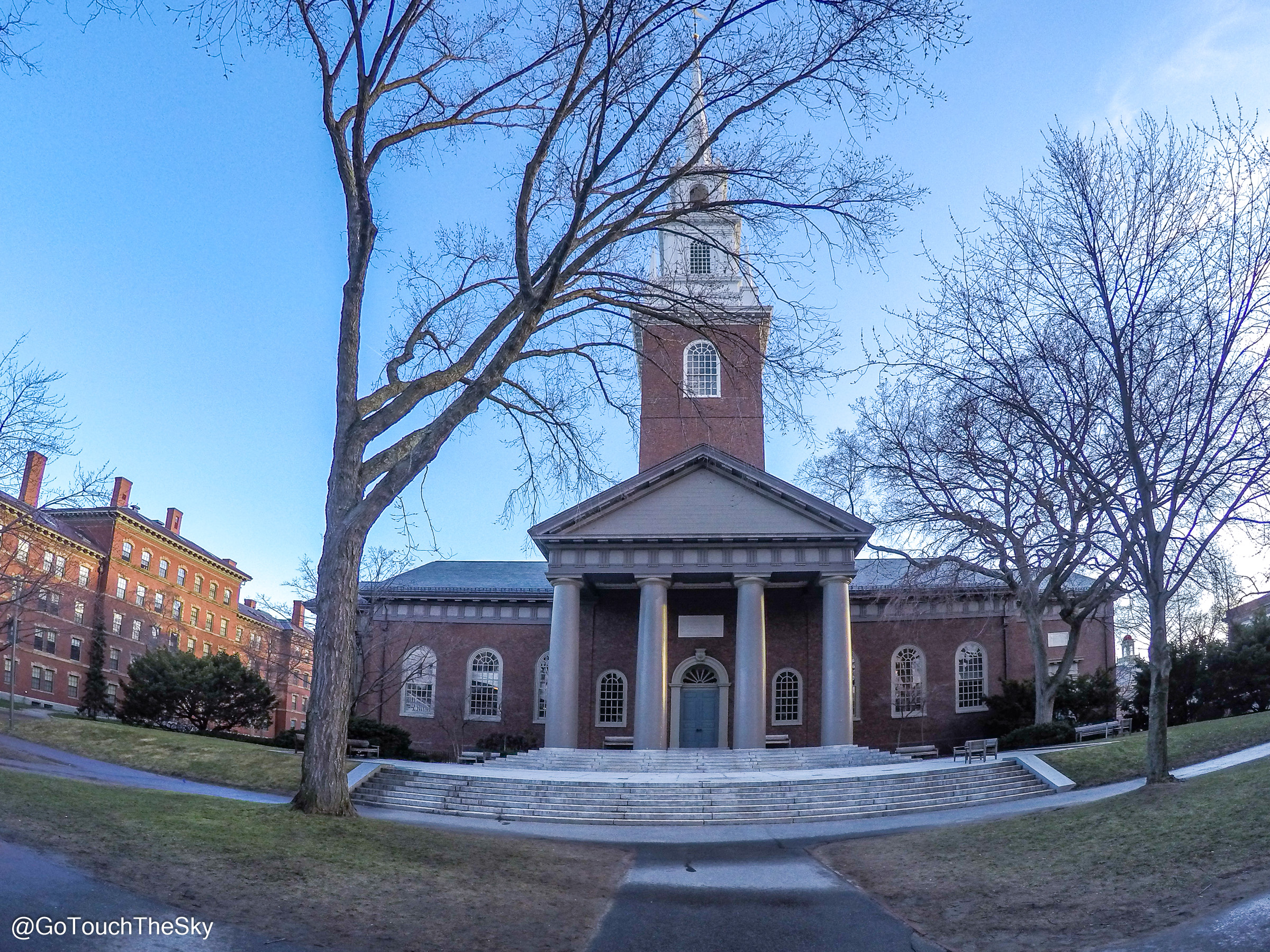 Harvard University 44