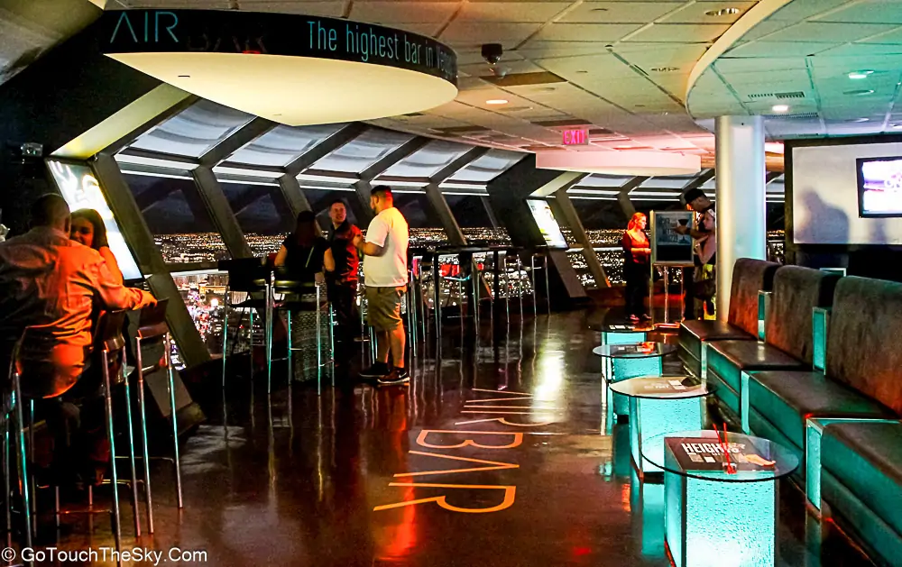 บรรยากาศบนหอคอย Stratosphere ชมวิวลาสเวกัสรอบด้าน