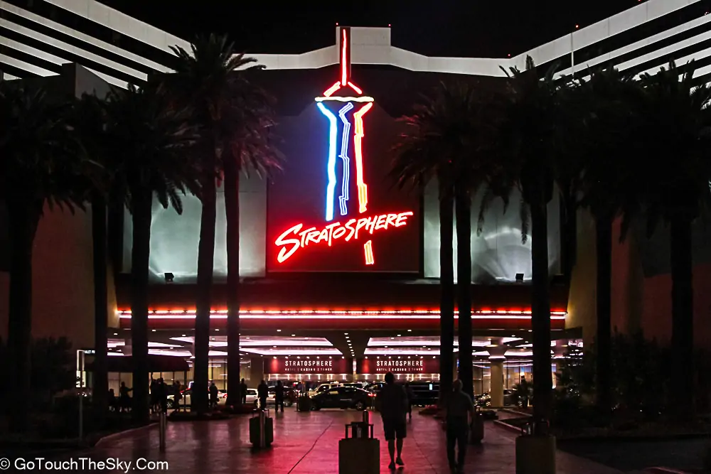 บรรยากาศหน้าโรงแรม Stratosphere ลาสเวกัส