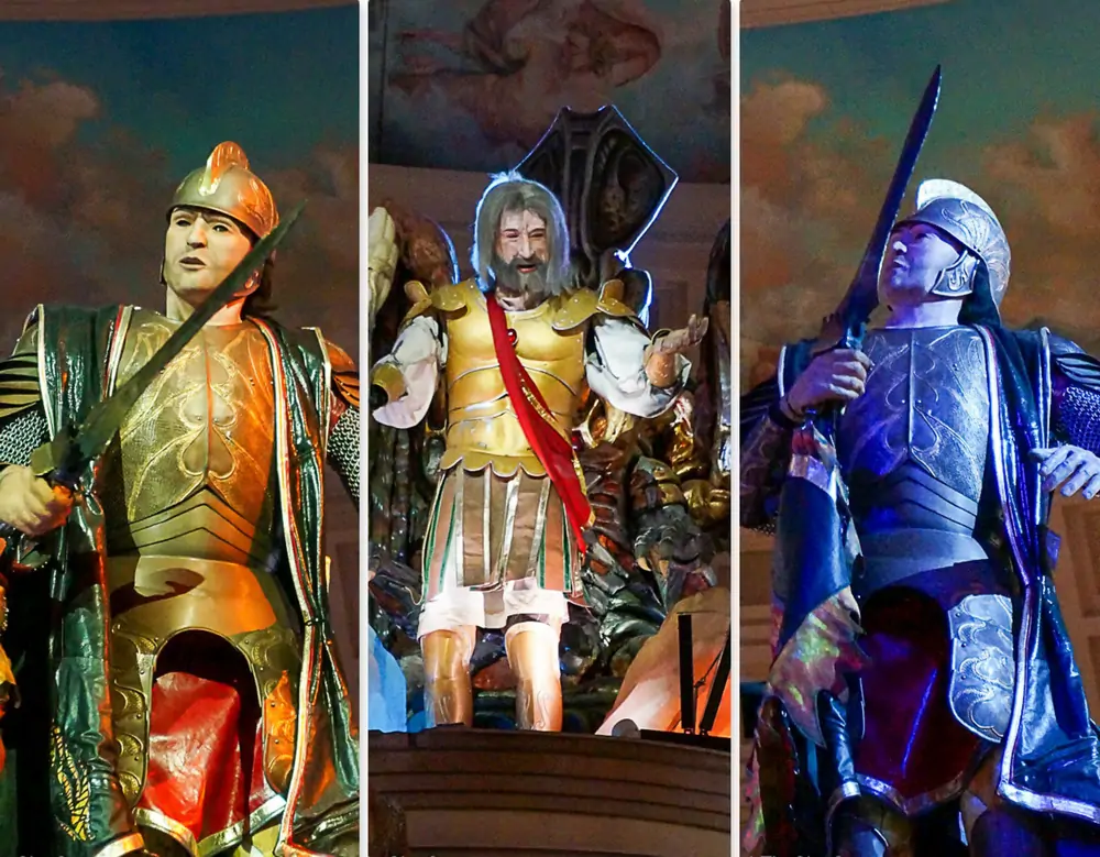 นักท่องเที่ยวชม Fall of Atlantis Show ที่ Caesars Palace Las Vegas