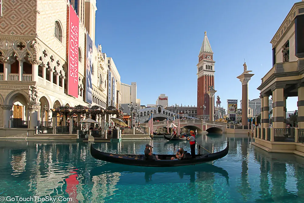 สะพานจำลองสไตล์เวนิซภายใน The Venetian Las Vegas