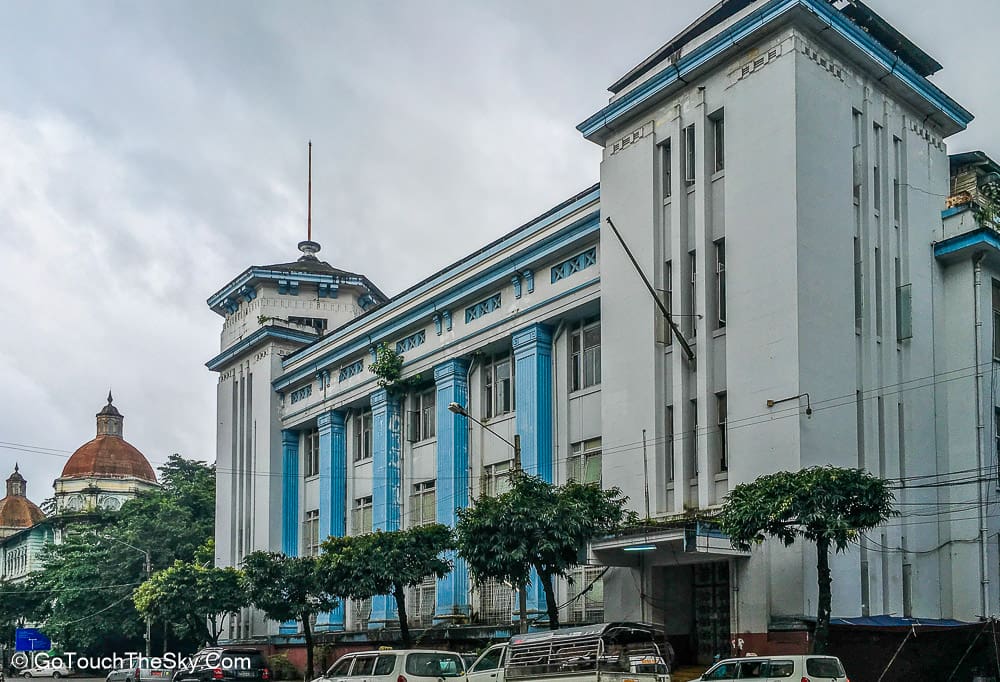 อาคาร Myanmar Economic Bank